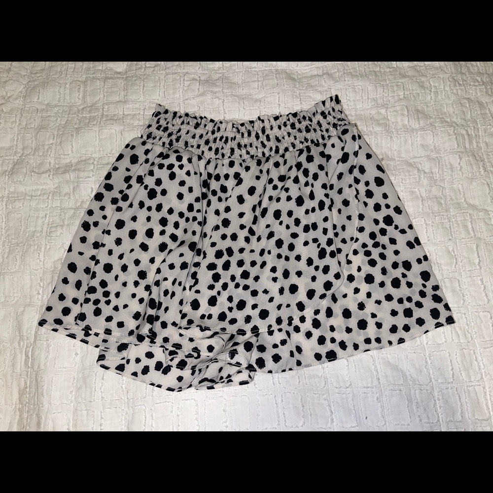 Boutique Dalmatian print shorts large